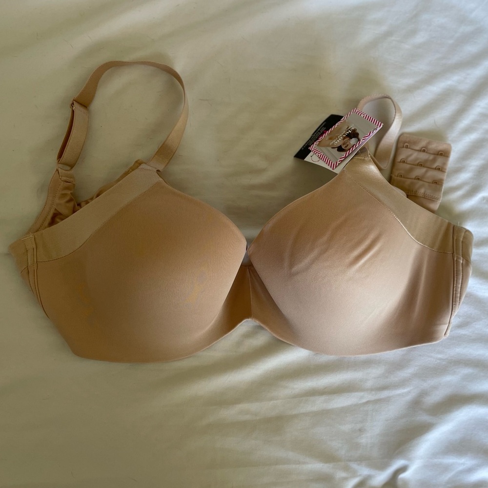 Maidenform Self Expressions Women's Smooth Finish Push Up Bra - Nude - 38DD